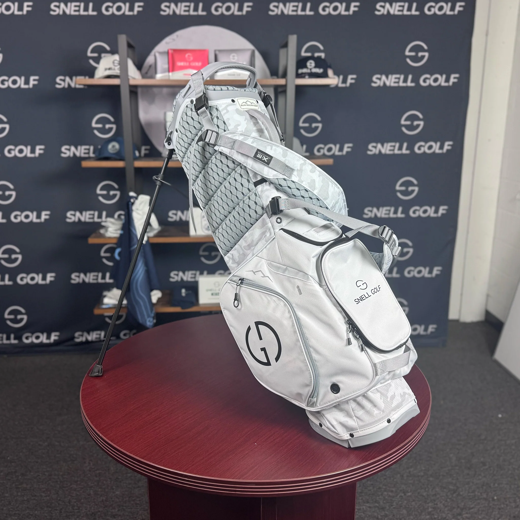 Snell Golf x Sun Mountain 3.5 Golf Bag - Image 4